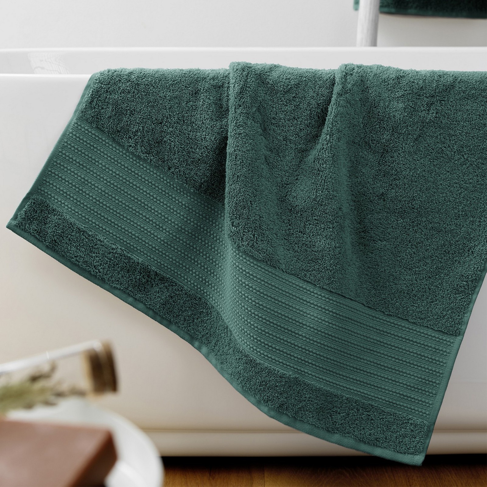 Drap de douche émeraude en coton 70x130 cm idéal pour le sport, la piscine et le spa