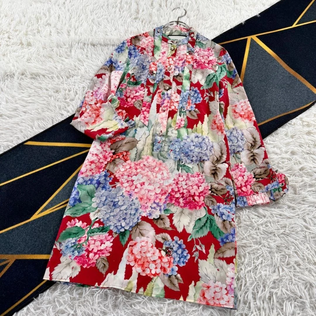 Robe Gucci modèle actuel Flora 36 longueur genou motif floral Yohana m6_0404
