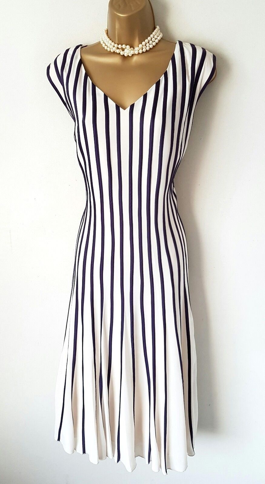 Jacques Vert Chiffon Fit & Flare Dress in Purple/Ivory Sizes 12-20 image 5