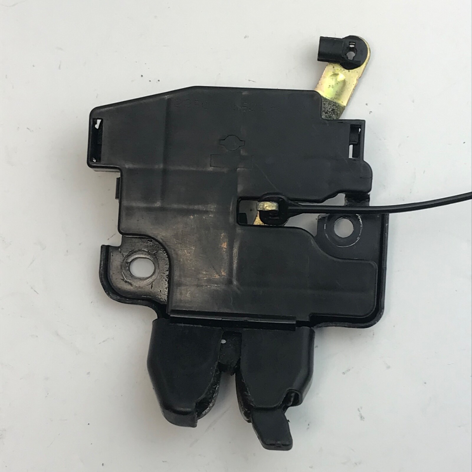 2007 2012 Nissan Sentra Trunk Latch Lid Lock Release OEM 84630ET02A