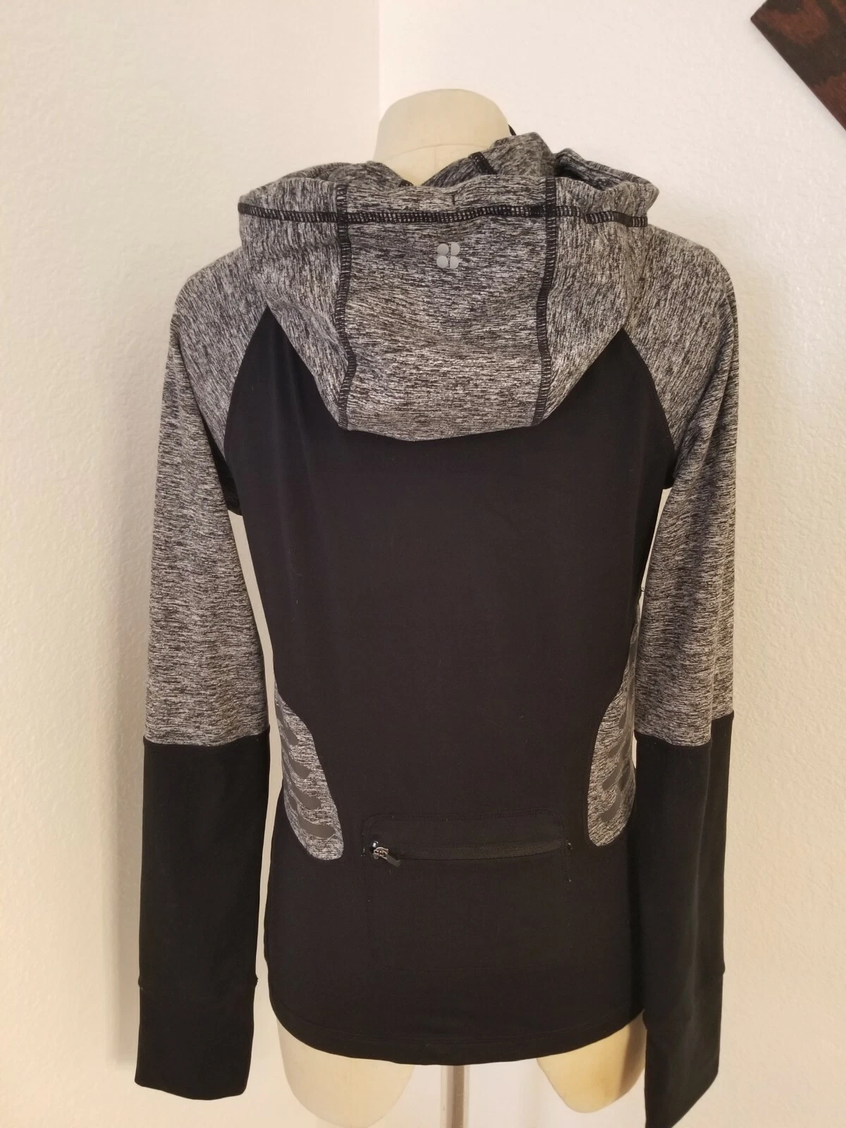 sweaty-betty hooded 1/2 zip pullover colorblock thumholes hoodie