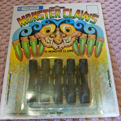 1970's? Topstone MONSTER CLAWS On Card