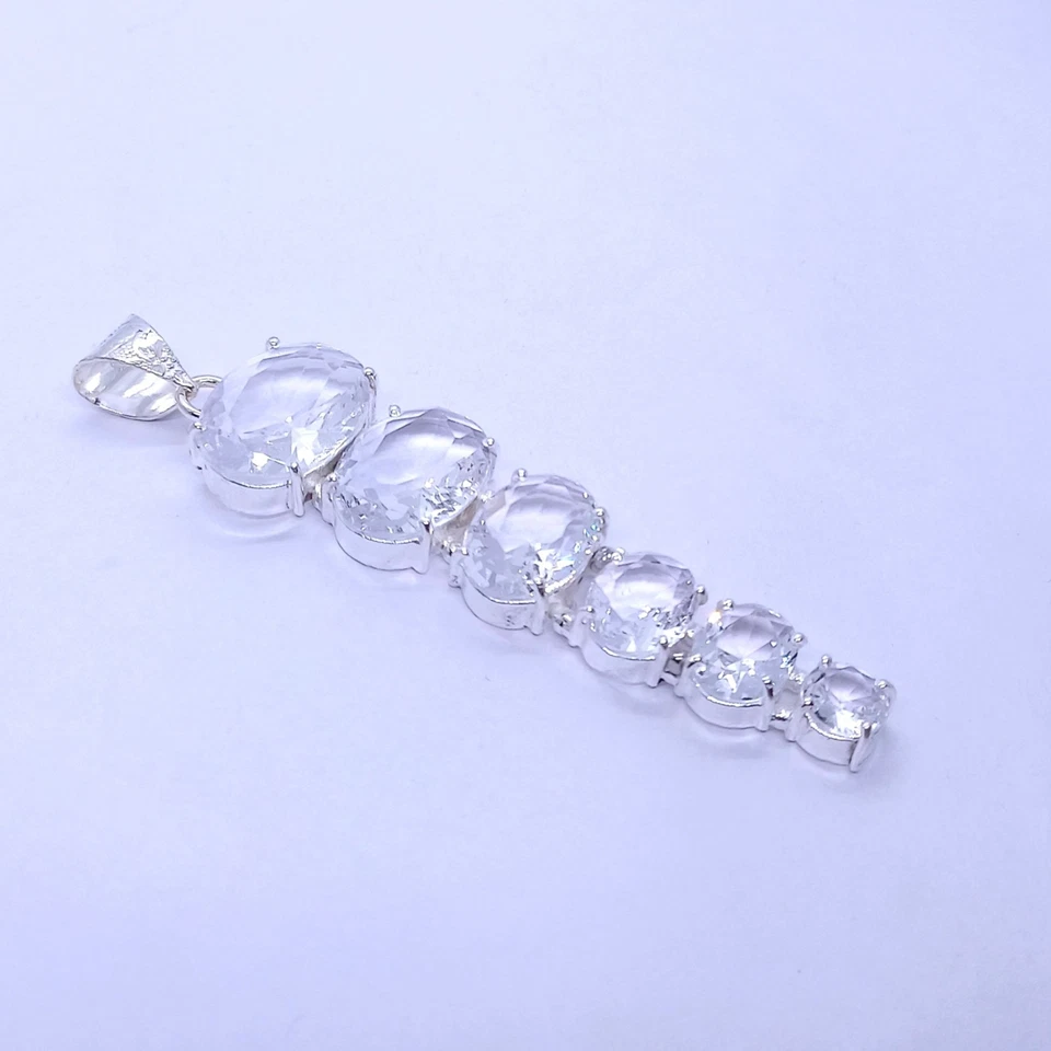 Colgante de plata de ley 925 con piedras preciosas de topacio blanco talla rosa hecho a mano Foto 2 de 3