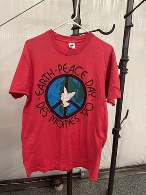 Vintage 1990 Earth Peace Day T-Shirt - Red - Large Fruit of the Loom Made in USA