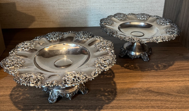 Theodore B. Starr, New York Pair of Sterling Silver Stands/Tazzas, circa 1900
