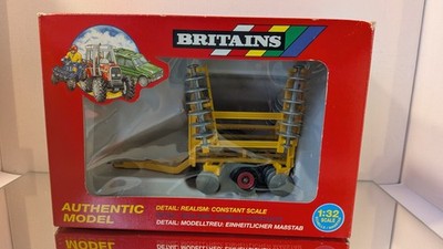 Britaint 9590 Disc Harrow Klappscheibenegge in Box 1:32