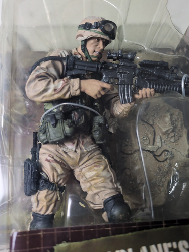 Figura McFarlane Toys Militar Serie 1 Ejército Infantería del Desierto 2005 Nueva en Caja - Imagen 8 de 11