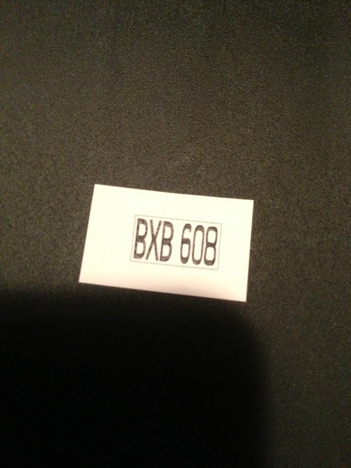 Наклейка на номерной знак James Bond 007 Goldeneye BMW Z3 (ТОЛЬКО) UT Minichamps 1:18  - Изображение 2 из 4