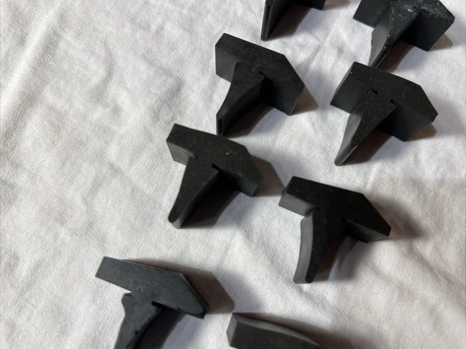 Hood To Fender Bumper 1964 - 1967 庞蒂亚克 GTO 暴风雨和柠檬 9773912 — 第 2/3 张图片