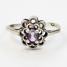 Sterling Silver 925 Dainty Flower Amethyst Ring Size 7.25