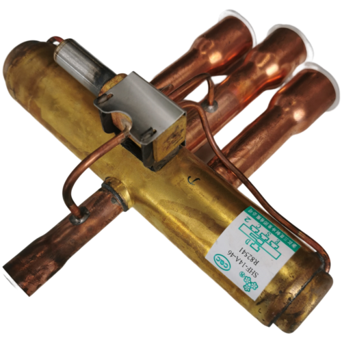 4 WAY REVERSING VALVE- SHF SERIES SHF-14 240V COIL - Picture 1 of 4