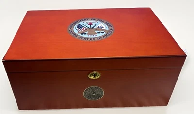 American Emblems US Army Humidor for 100 Cigars. New. Keys Included. - Image 1 of 4
