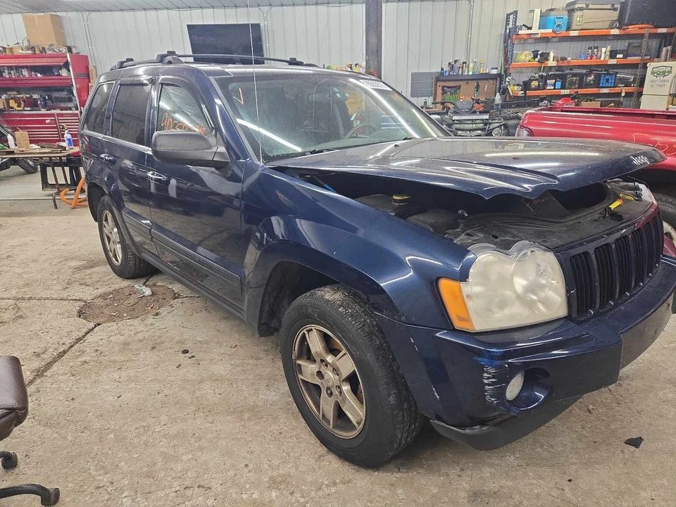 Used Front Right Lower Lower Control Arm Front fits: 2006 Jeep Grand cherokee Fr - Image 2 of 4