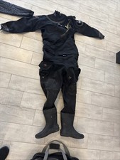 Pinnacle Evolution Dry Suit Undergarment Large. Black.