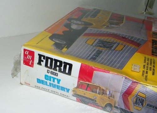 Amt Ford C-600 City Delivery Napa Vintage Model kit 1/25 Scale T548 SEALED NEW - Picture 5 of 5