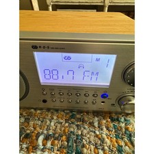 Sangean WR-2 FM RDS AM Digital Receiver Oak Cabinet Radio w/Remote Tested Works