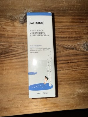 Round Lab Birch Juice Moisturizing Face Sunscreen Cream SPF50+ PA++++ 50 Ml