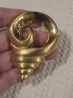 Vintage Goldtone Shell Pin/Brooch — photo 2