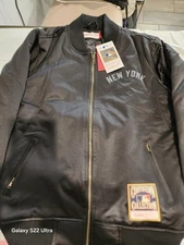 Mitchell & Ness Cooperstown Collection Satin New York Yankees Jacket RETAIL $180