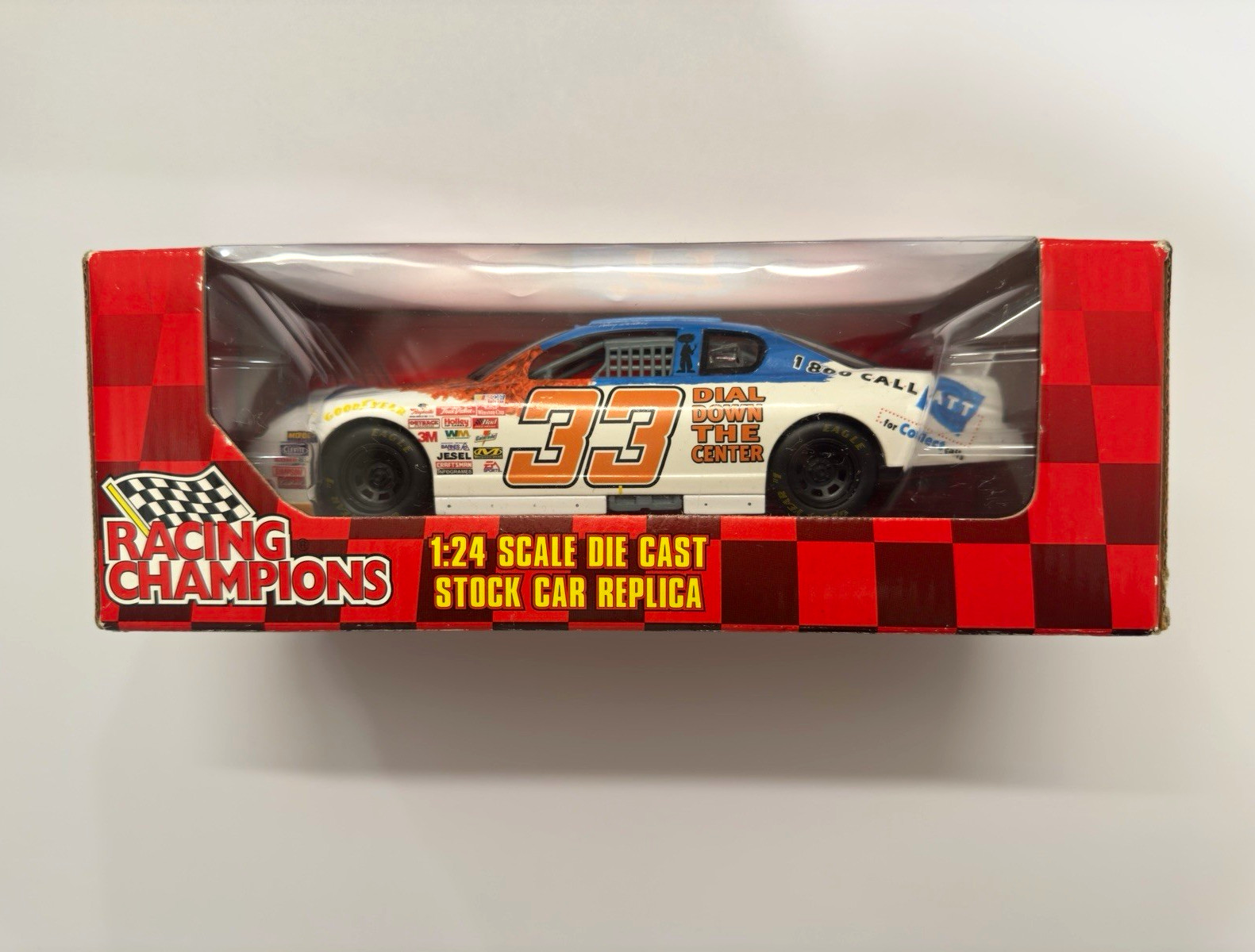 2002 Kenny Wallace #33 CALL ATT Carrot Top 1:24 Racing Champions NASCAR Diecast
