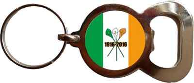 Schlüsselanhänger Ostern Aufstieg Irland Flaschenöffner Metall und Samt Geschenktüte