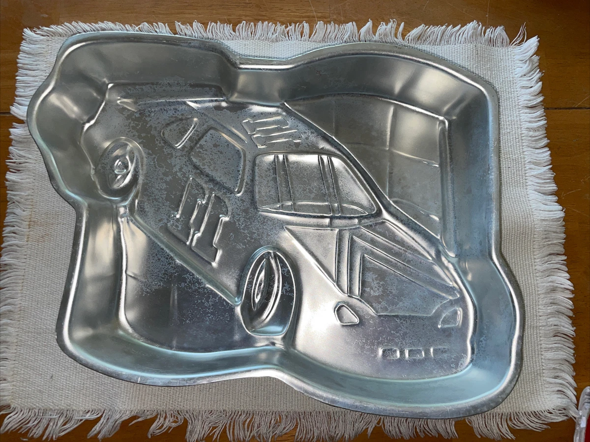 Top more than 147 3d car cake tin in.eteachers