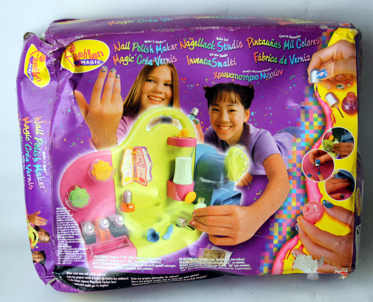 FASHION MAGIC MAKE N SHAKE NAIL POLISH MAKER PLAYSET MATTEL 1999