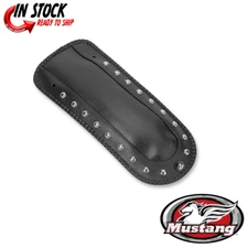 Mustang Fender Bib for Solo Seats Studded 1405-0086