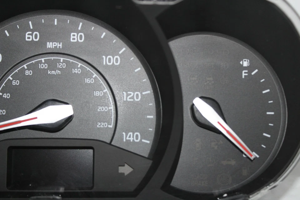 Speedometer Instrument Cluster Dash Panel Gauges 2012 - 2014 Kia Rio 9,993 Miles - Image 3 of 4