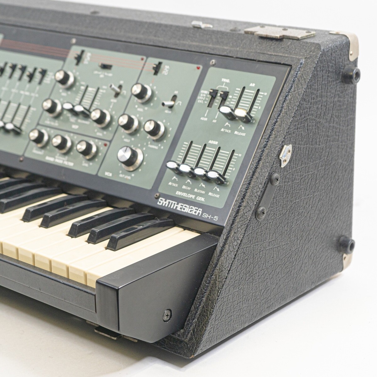 Roland ミュージ郎 5500 1989年、ミュージくんの上位版として誕生したRolandのミュージ郎