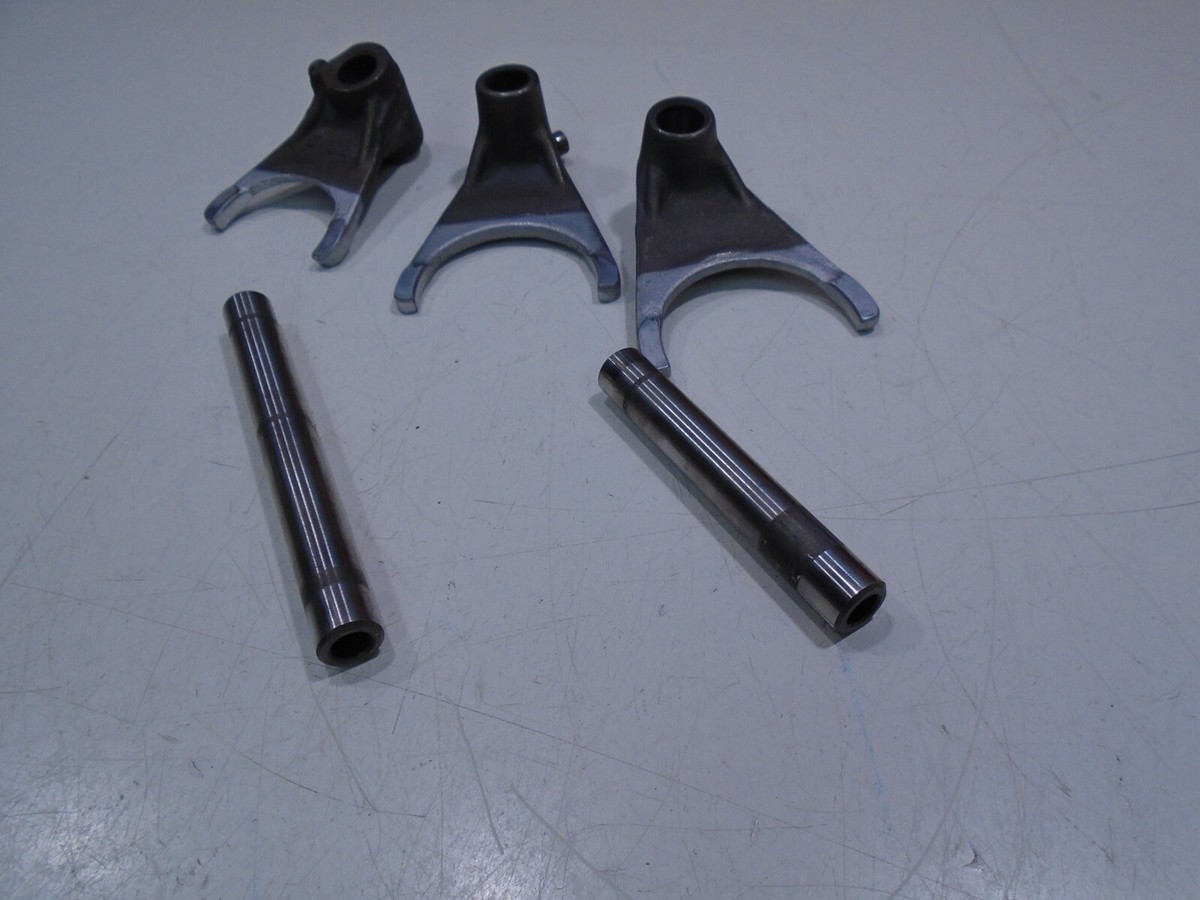 1991 KAWASAKI KX 250 TRANSMISSION FORKS “Z