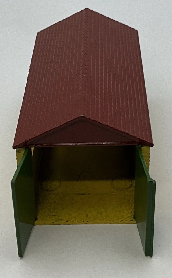 1961 Matchbox Lesney Accessory Pack Metal Lock-Up Garage A-3 & Original “C” Box - Image 4 of 4