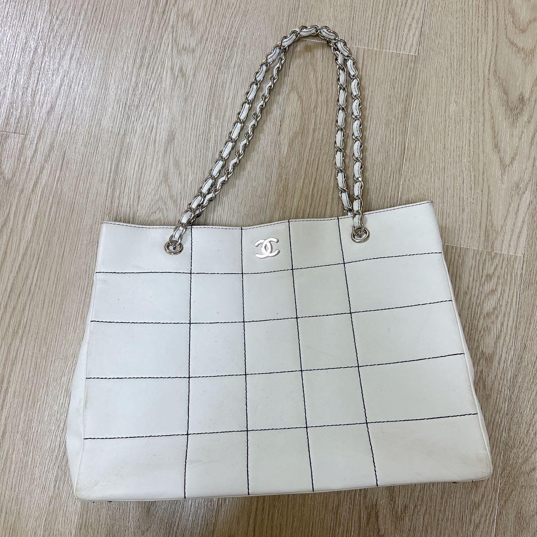 CHANEL Chocolate Bar Bag in Calf Leather with Chain Strap #PGAYR6 Limited Edition