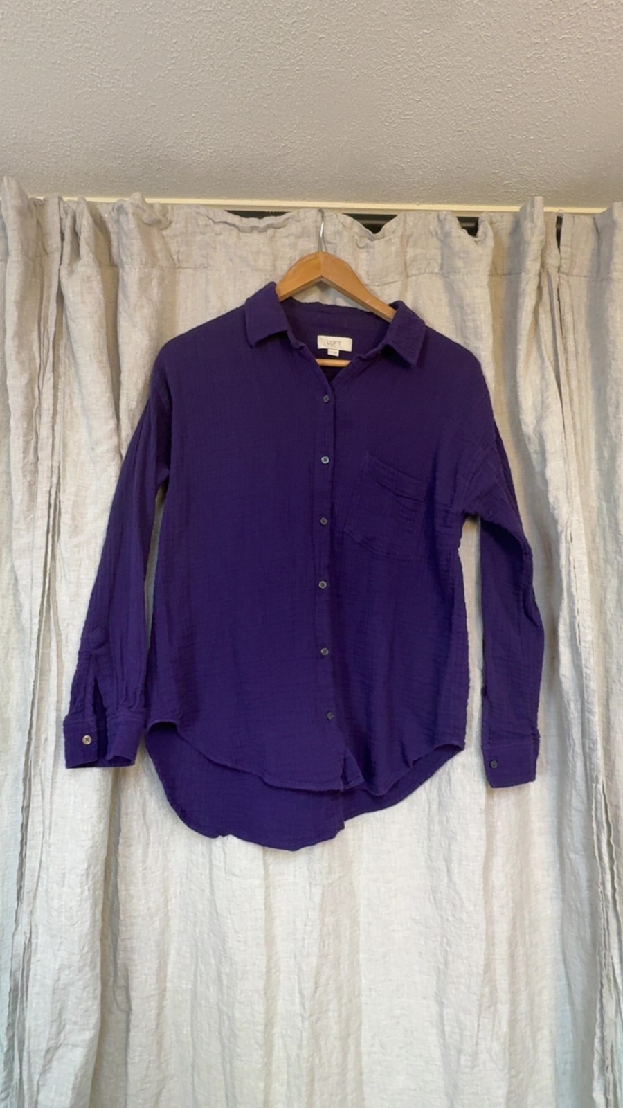 Loft Muslin button down size m - image 1