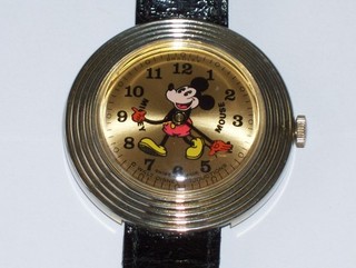 RARE BRADLEY DISNEY PRODUCTIONS MICKEY MOUSE WRISTWATCH SWISS
