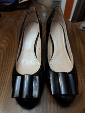 Nine West 9.5 Black Closed Toe 2" Heel Leathrr
