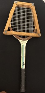 Raquette de tennis Spalding Pancho Gonzales * bois vintage