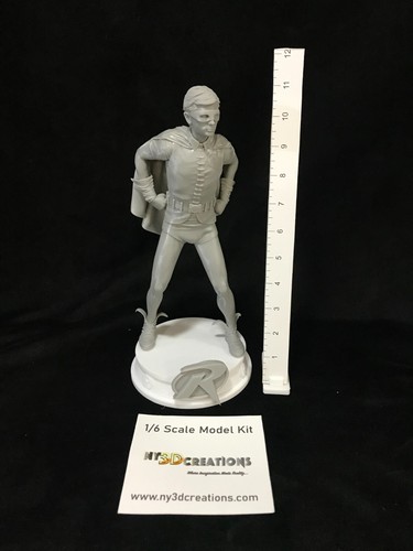 Batman 1966 - Robin "Burt Ward" - Resin - Model Kit - 1/6 - 1/8 Scale - Picture 12 of 15