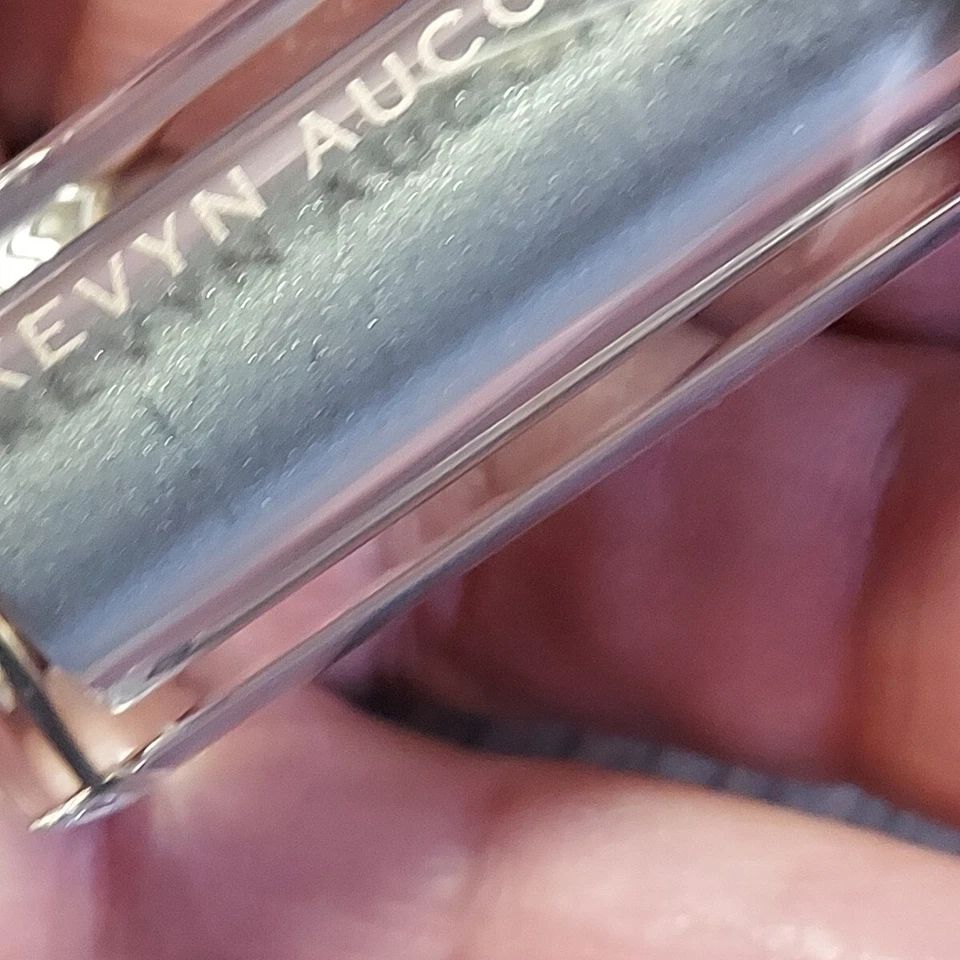 Kevyn Aucoin The Loose Shimmer Shadow JADE Brillo Verde Suave Foto 3 de 4