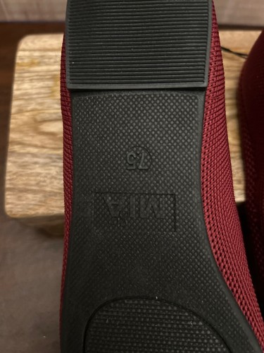 New Mia Mary Jane Red/Maroon Ribbed Knit Size 7.5 - Picture 8 of 8