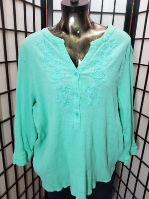Cathy Daniels Green Embroidered Top Size 3X (More Like 1X)