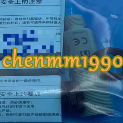 1PCS NEW E3F2-R4C4-M Diffuse reflection sensing #YT