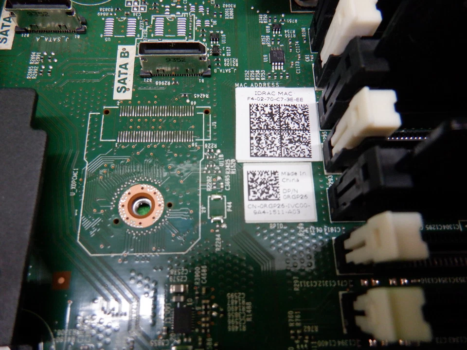 Dell PowerEdge R640 Server Motherboard LGA3647l P/N: 0RGP26 2x HEATSINK - Image 2 of 3