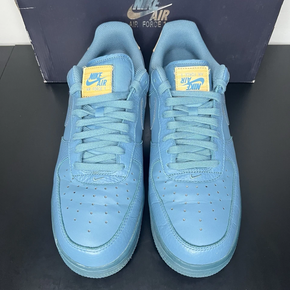 Talla 10 - Nike Air Force 1 '07 LV8 Low Smokey Blue Foto 2 de 4