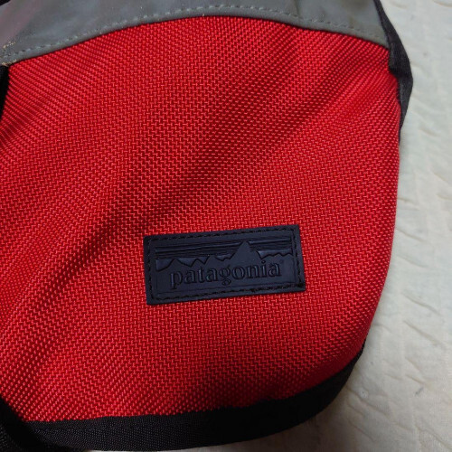 90s Patagonia messenger bag made in the USA large capacity 90s Patagonia messenger bag made in the USA large capacity