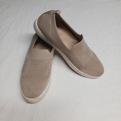 New Directions Slip On Shoes 8.5M Tan Women Everyday Casual Comfor Walking Basic