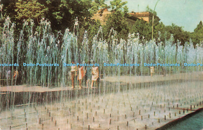 R533635 Jerewan Boulevard der Brunnen Aurora Kunstverlag UdSSR Nr 282