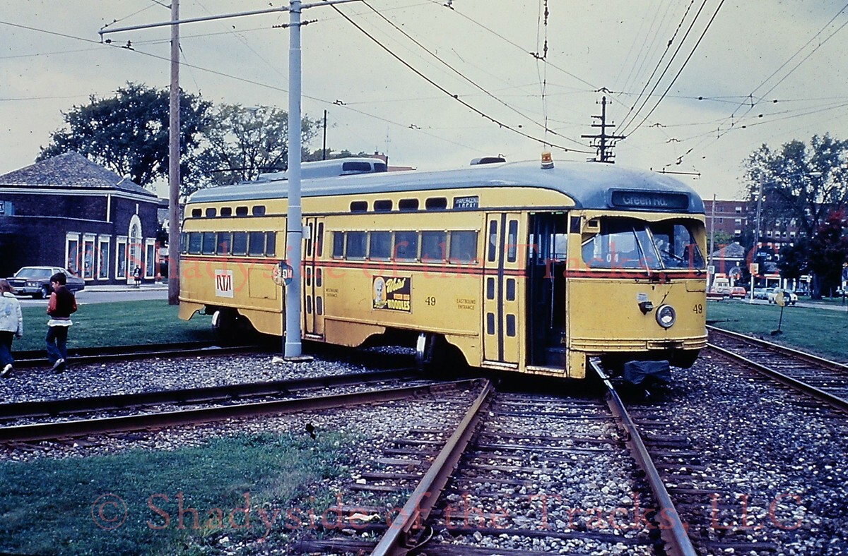 Shaker Heights Rapid Transit SHRT Derailed PCC Interurban 49 DUPE