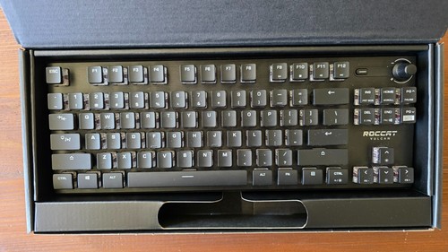 ROCCAT Vulcan TKL Pro Optical Gaming Keyboard - Black - Zdjęcie 2 z 4