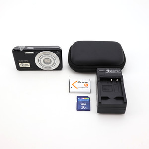 Sony Cyber-shot DSC-W710 Digital Camera - 24HR POSTAGE